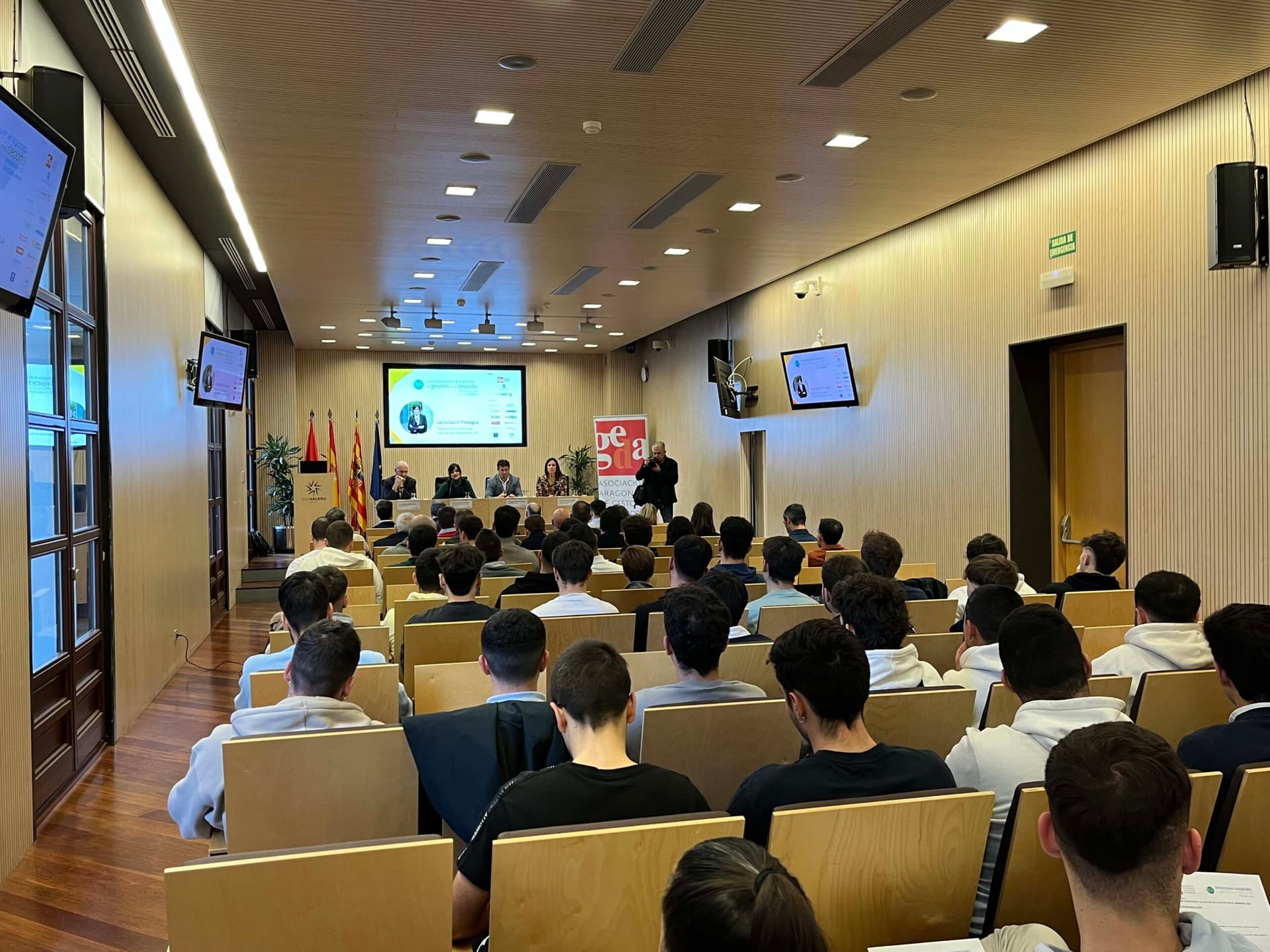 El mayor evento de gestión deportiva en Aragón pone el foco en el deporte en el entorno laboral, la influencia de la Inteligencia Artificial y la calidad de eventos deportivos