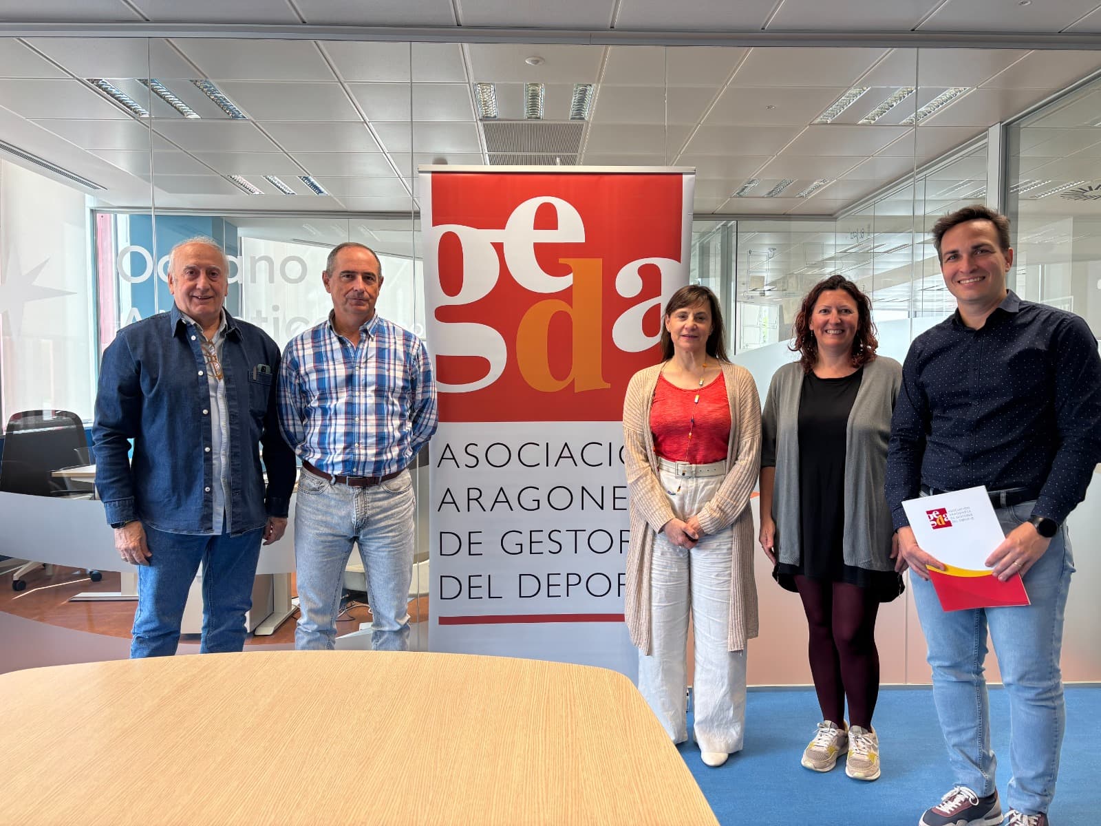 GEDA y Océano Atlántico consolidan una alianza estratégica para impulsar la gestión del deporte en Aragón