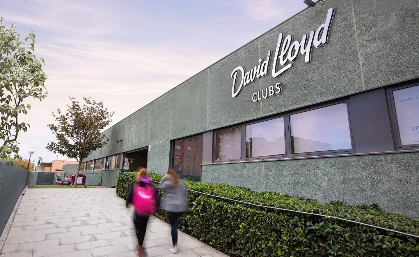 GEDA organiza un desayuno de trabajo en las instalaciones de David Lloyd en Zaragoza